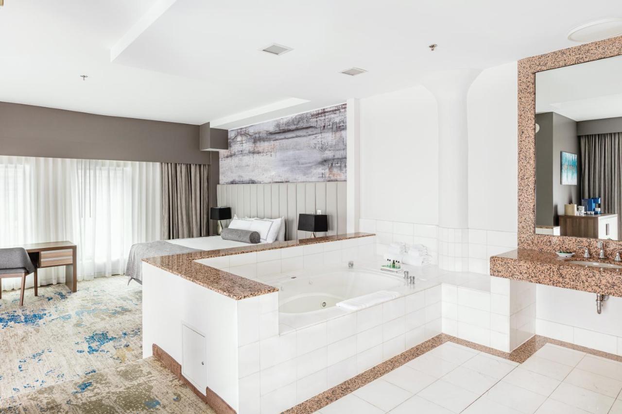 Atheneum Suite Hotel Детройт Екстер'єр фото